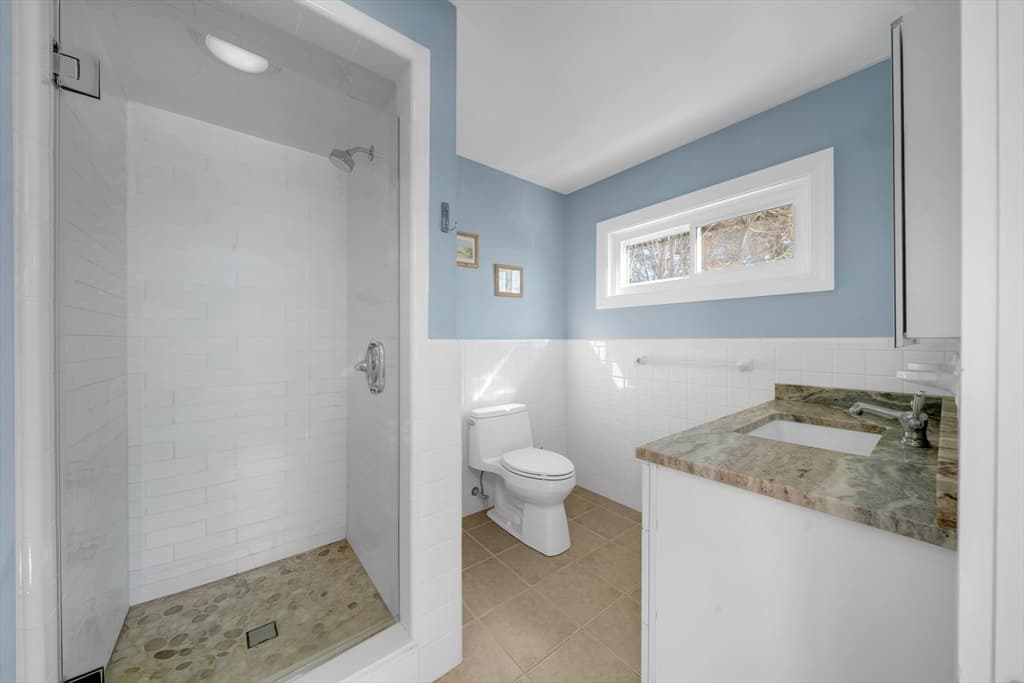 Single Family Residence at 6 Smith Ln # 6, Manchester MA 01944, Manchester, photo 33 of 38