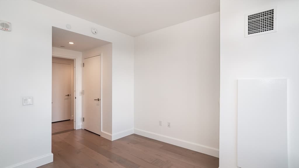 Condominium at 100 Lovejoy Wharf # H, Boston MA 02114, photo 7 of 27
