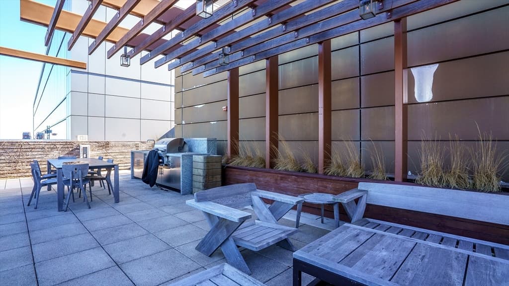 Condominium at 100 Lovejoy Wharf # H, Boston MA 02114, photo 19 of 27