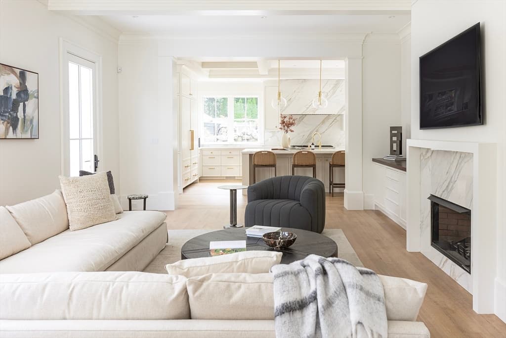 68 Clyde Street, Brookline MA 02467 photo 8