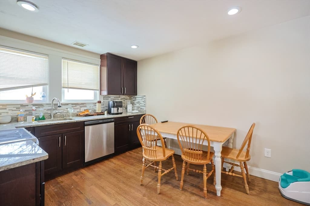 2 Family - 2 Units Up/Down at 96 Mansfield St, Framingham MA 01702, Framingham, photo 13 of 39