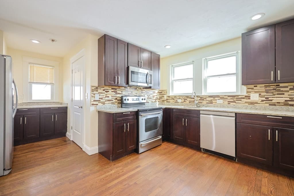 2 Family - 2 Units Up/Down at 96 Mansfield St, Framingham MA 01702, Framingham, photo 5 of 39