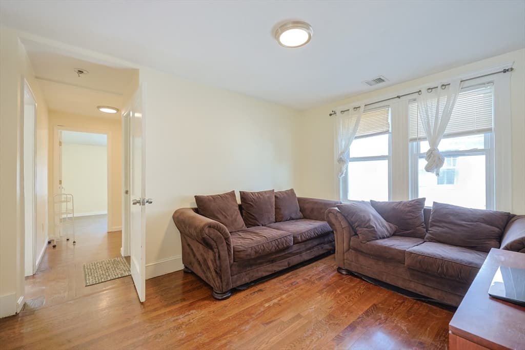 2 Family - 2 Units Up/Down at 96 Mansfield St, Framingham MA 01702, Framingham, photo 15 of 39
