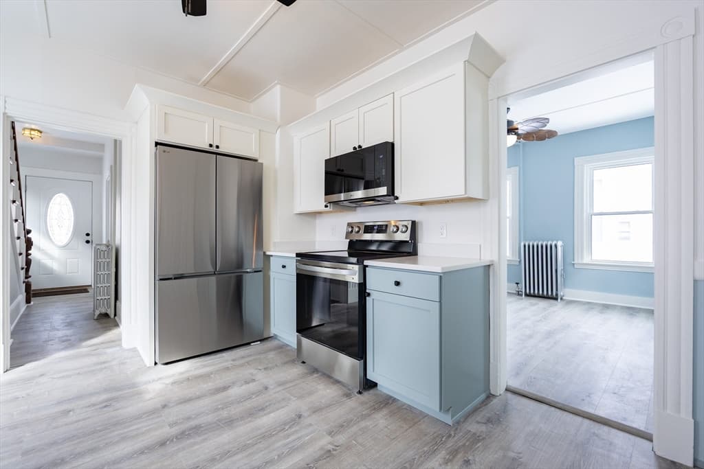 Single Family Residence at 92 Alexander St, Framingham MA 01702, photo 6 of 42