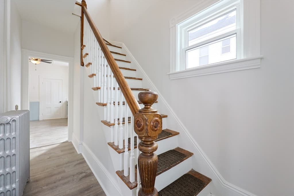Single Family Residence at 92 Alexander St, Framingham MA 01702, photo 20 of 42