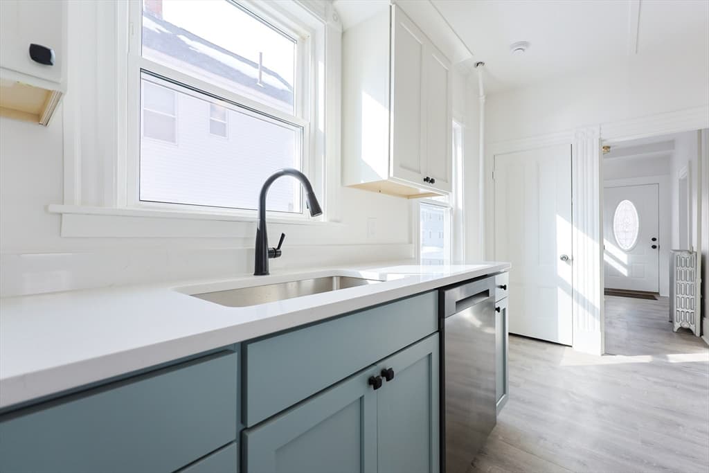 Single Family Residence at 92 Alexander St, Framingham MA 01702, photo 10 of 42