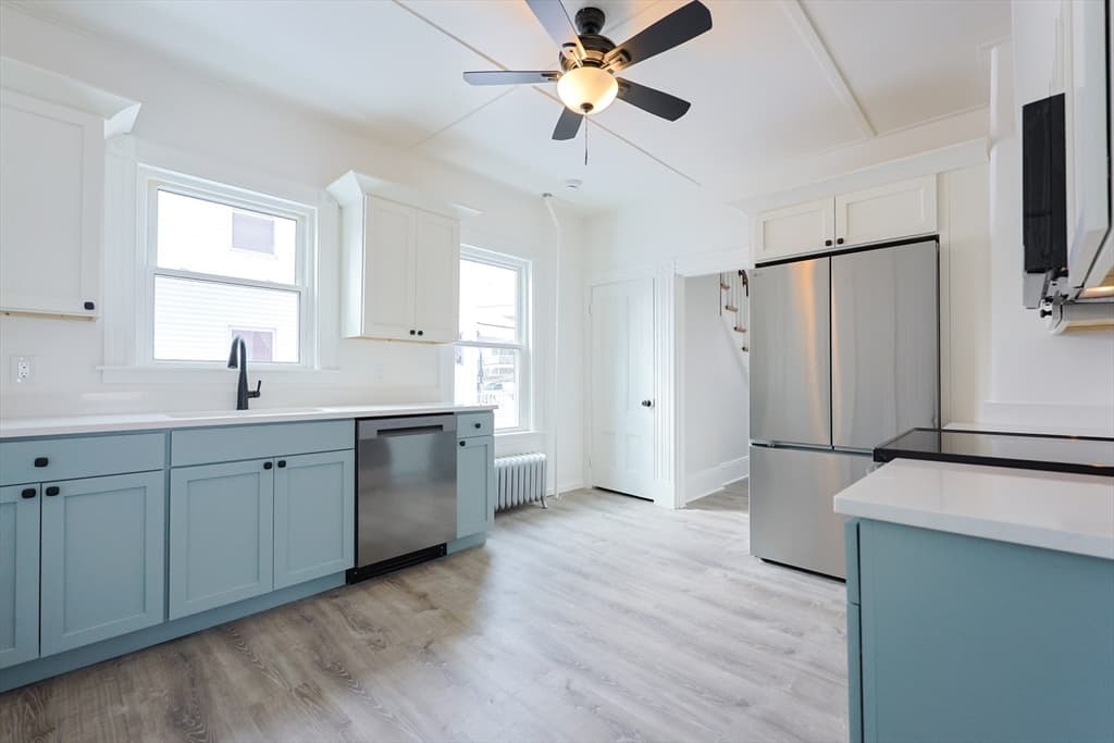 Single Family Residence at 92 Alexander St, Framingham MA 01702, photo 4 of 42