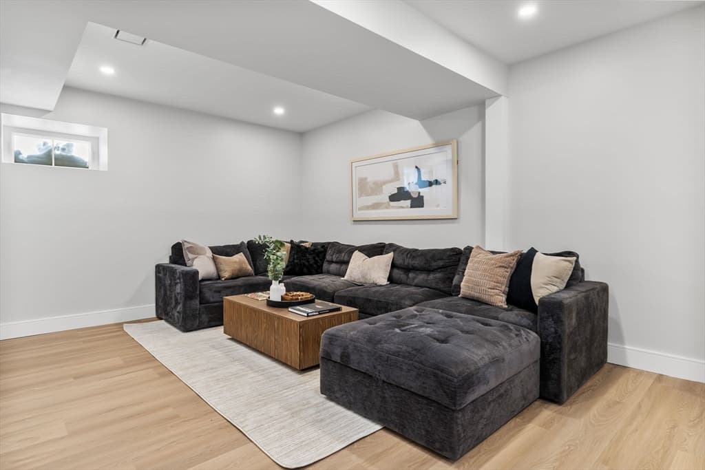 Condominium at 122 Woodruff Ave # 122, Medford MA 02155, photo 23 of 30