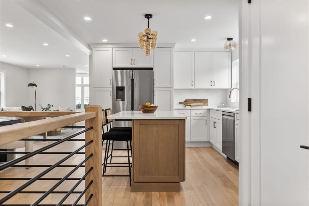 Condominium at 122 Woodruff Ave # 122, Medford MA 02155, photo 5 of 30
