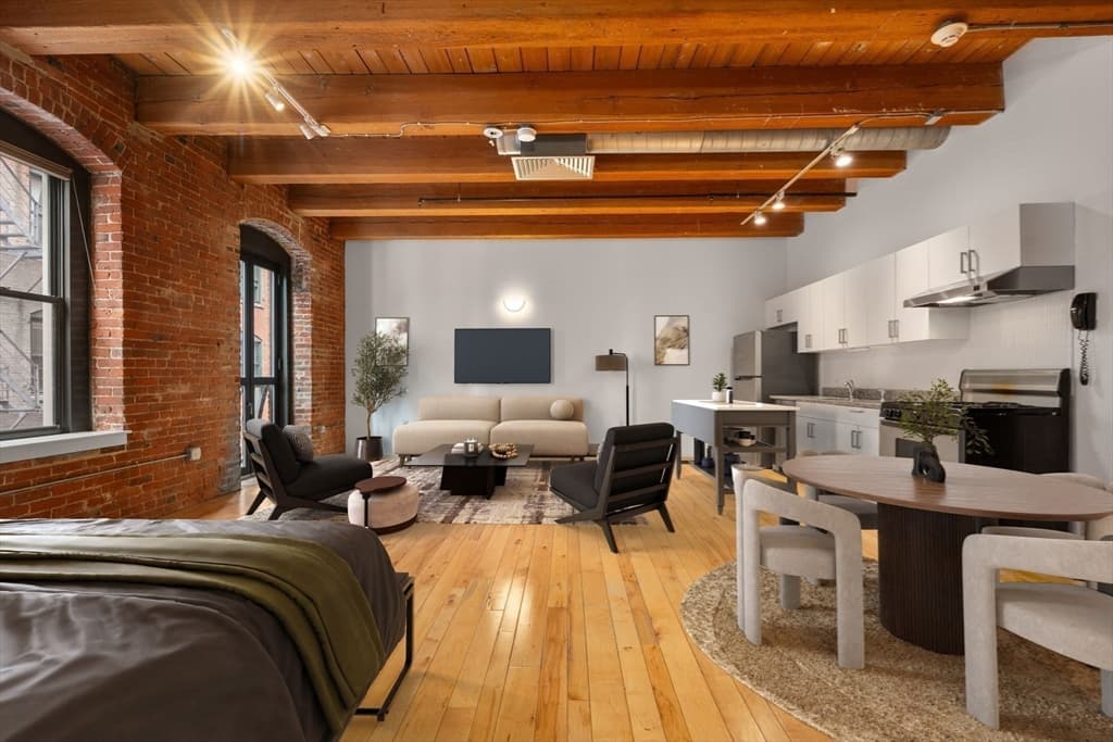 Condominium at 21 Wormwood St # 323, Boston MA 02210, photo 13 of 20