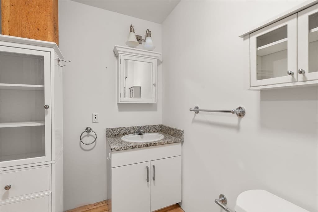 Condominium at 21 Wormwood St # 323, Boston MA 02210, photo 16 of 20