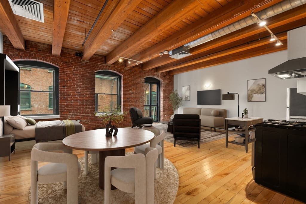 Condominium at 21 Wormwood St # 323, Boston MA 02210, photo 10 of 20