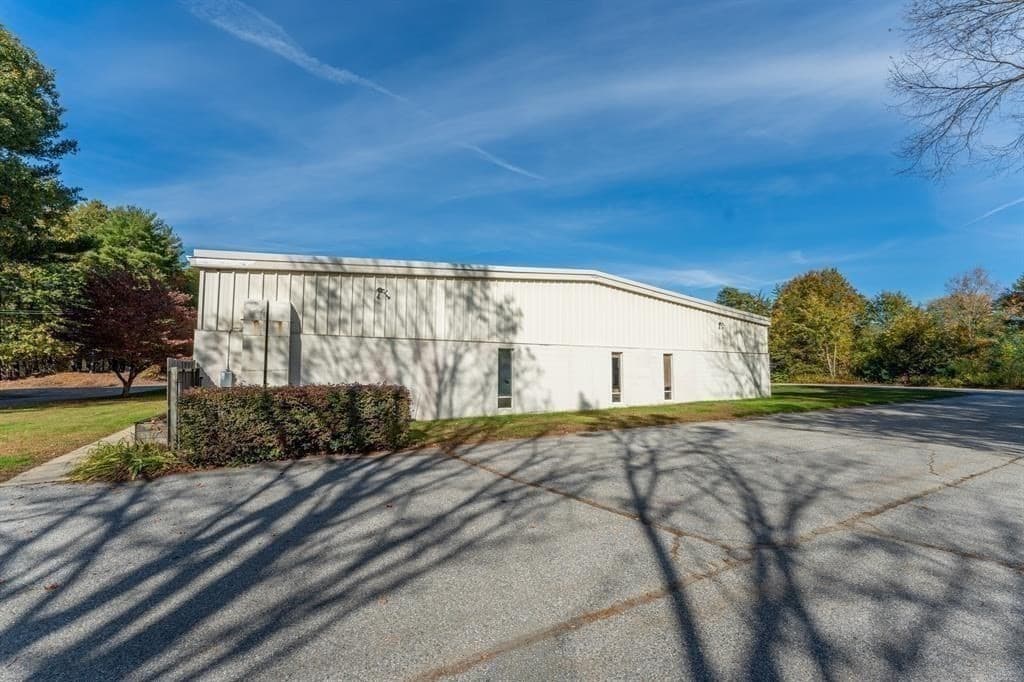 Commercial Sale at 24 Doring, Killingly CT 06239, photo 11 of 18