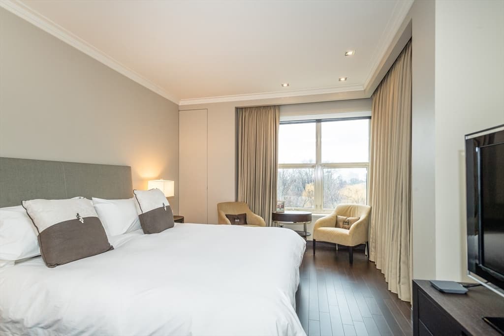 Condominium at 300 Boylston, Boston MA 02116, photo 12 of 18