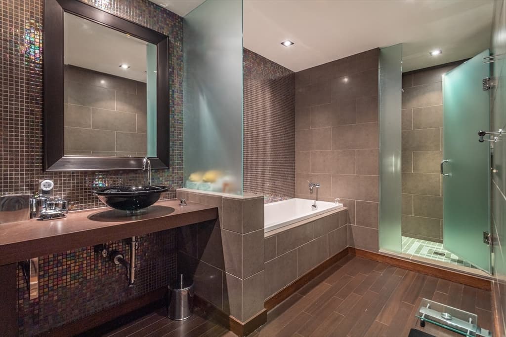 Condominium at 300 Boylston, Boston MA 02116, photo 10 of 18