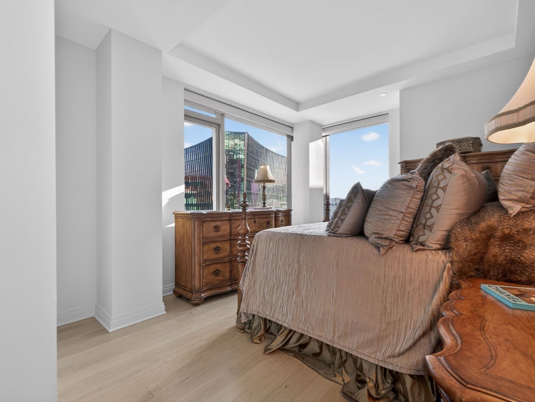 Condominium at 135 Seaport Blvd # 2008, Boston MA 02210, photo 13 of 40