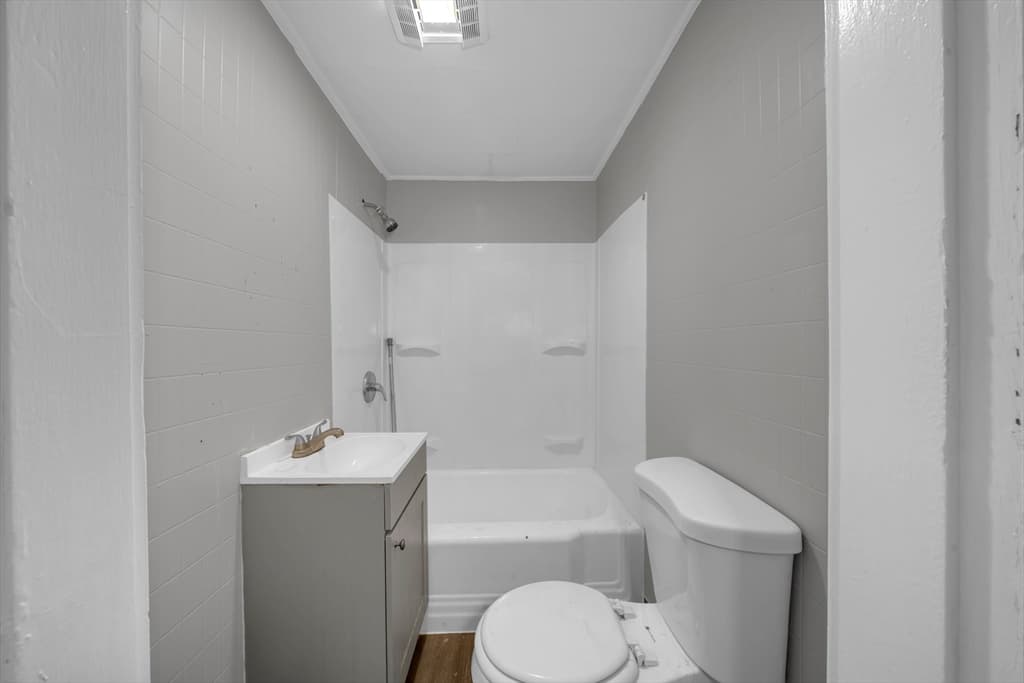 54-56 North Main St, Leominster MA 01453 photo 36