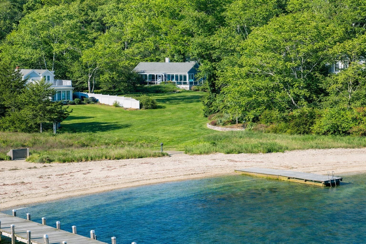 Single Family Residence at 16 Frog Hollow, Tisbury MA 02557, photo 2 of 27