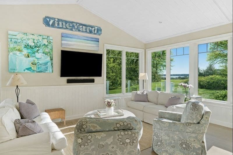 Single Family Residence at 16 Frog Hollow, Tisbury MA 02557, photo 12 of 27