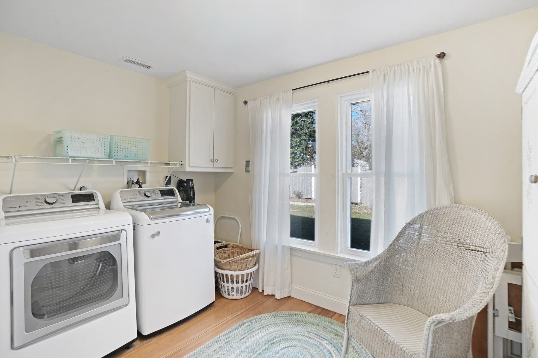 Single Family Residence at 16 Frog Hollow, Tisbury MA 02557, photo 22 of 27