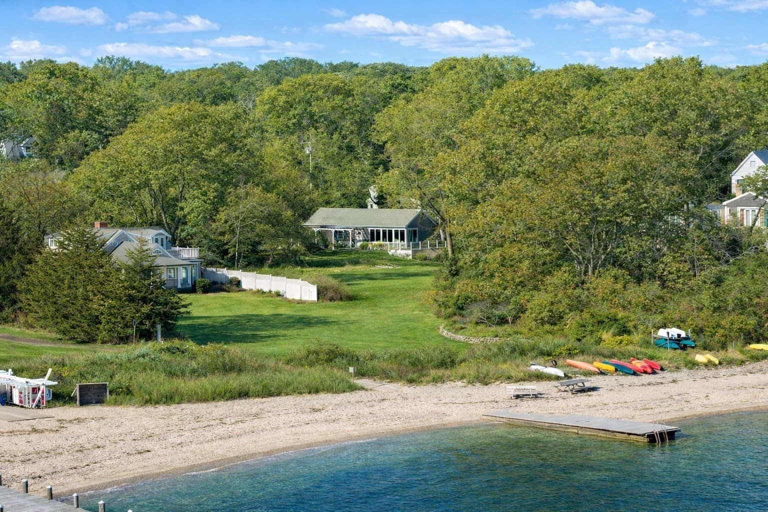16 Frog Hollow, Tisbury MA 02557
