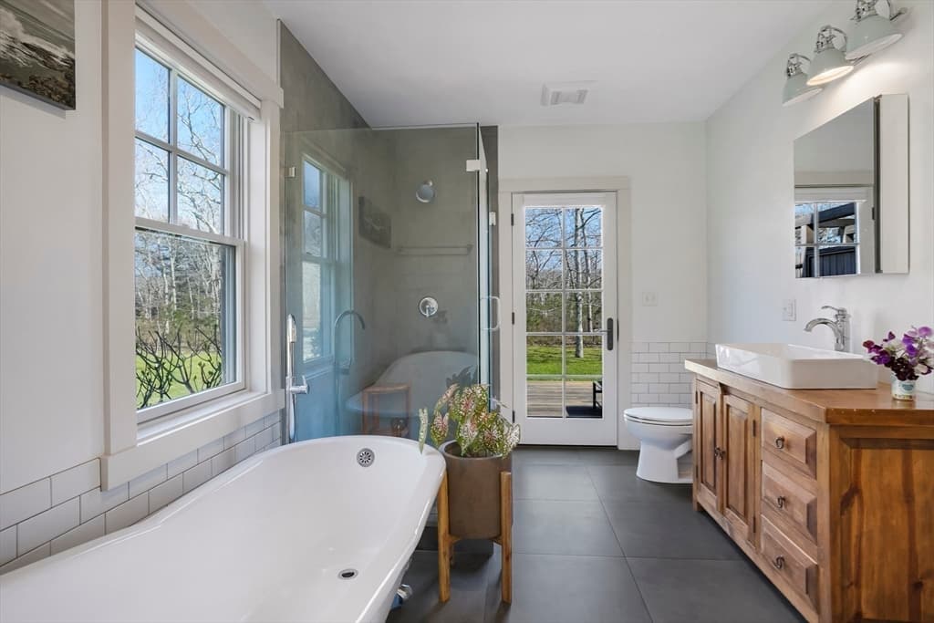 114 Meetinghouse Way, Edgartown MA 02539 photo 16