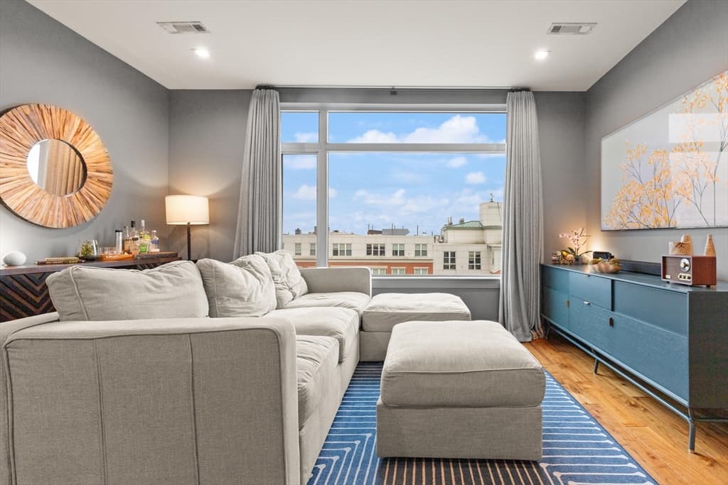 Condominium at 99 Sumner # 612, Boston MA 02128, photo 7 of 42