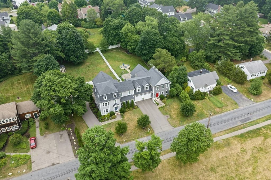 Condominium at 80 Pleasant Street # 80, Medfield MA 02052, Medfield, photo 3 of 32