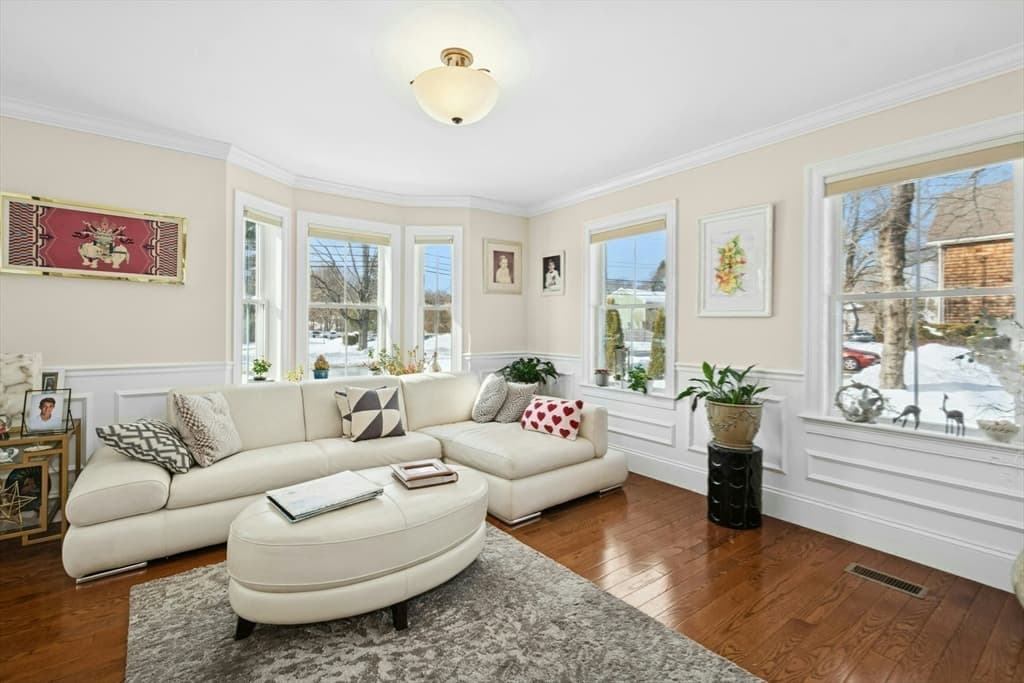 Condominium at 80 Pleasant Street # 80, Medfield MA 02052, Medfield, photo 5 of 32