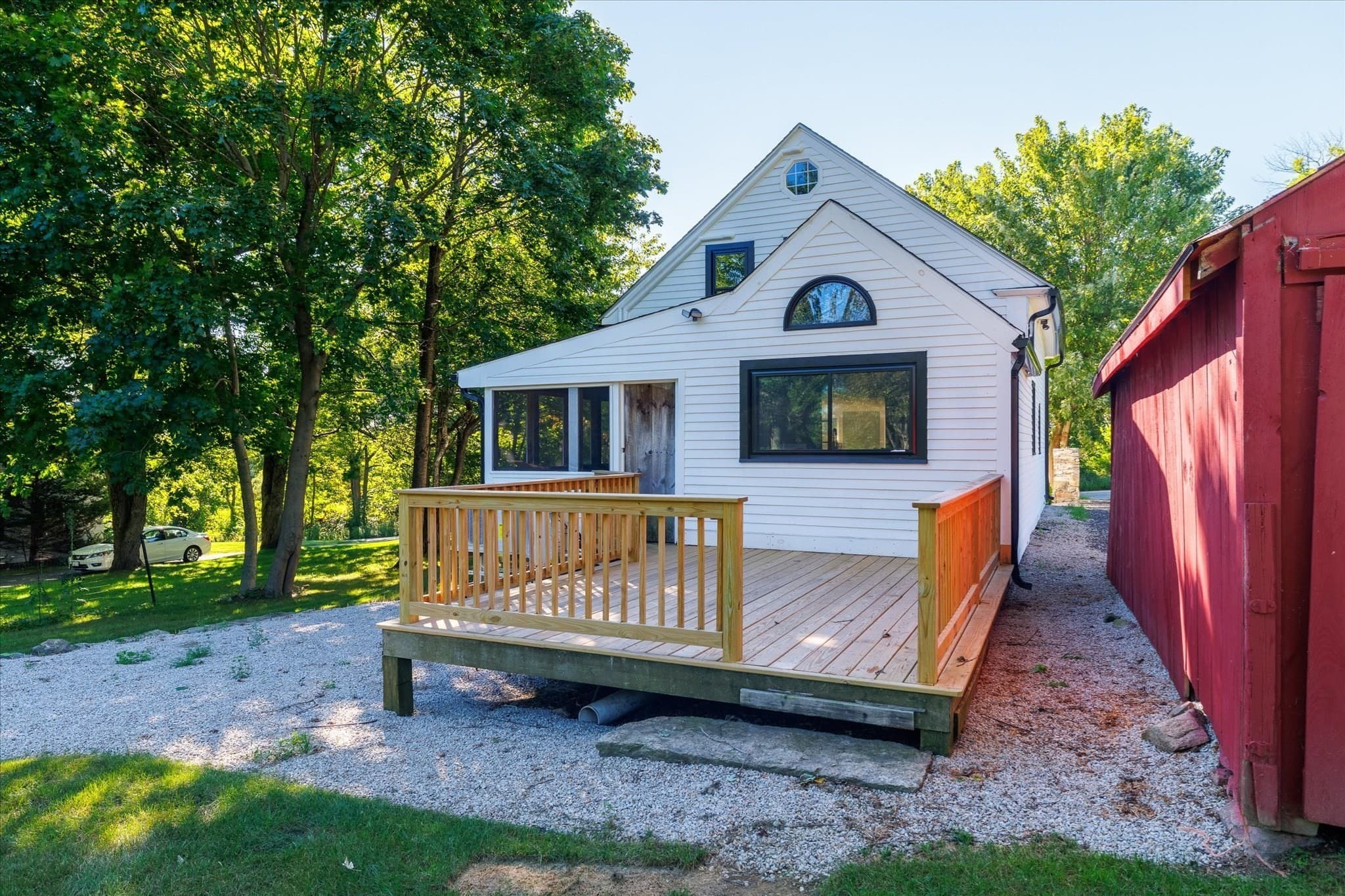 Single Family Residence at 294 Boston Road, Sutton MA 01590, photo 6 of 40