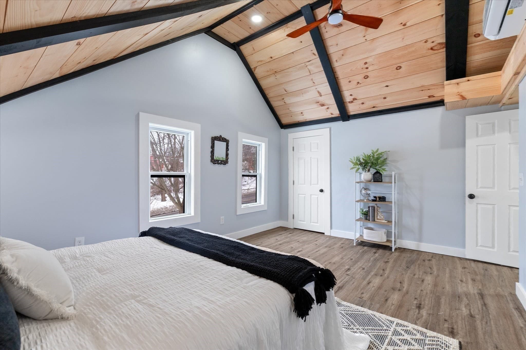 Single Family Residence at 294 Boston Road, Sutton MA 01590, photo 32 of 40