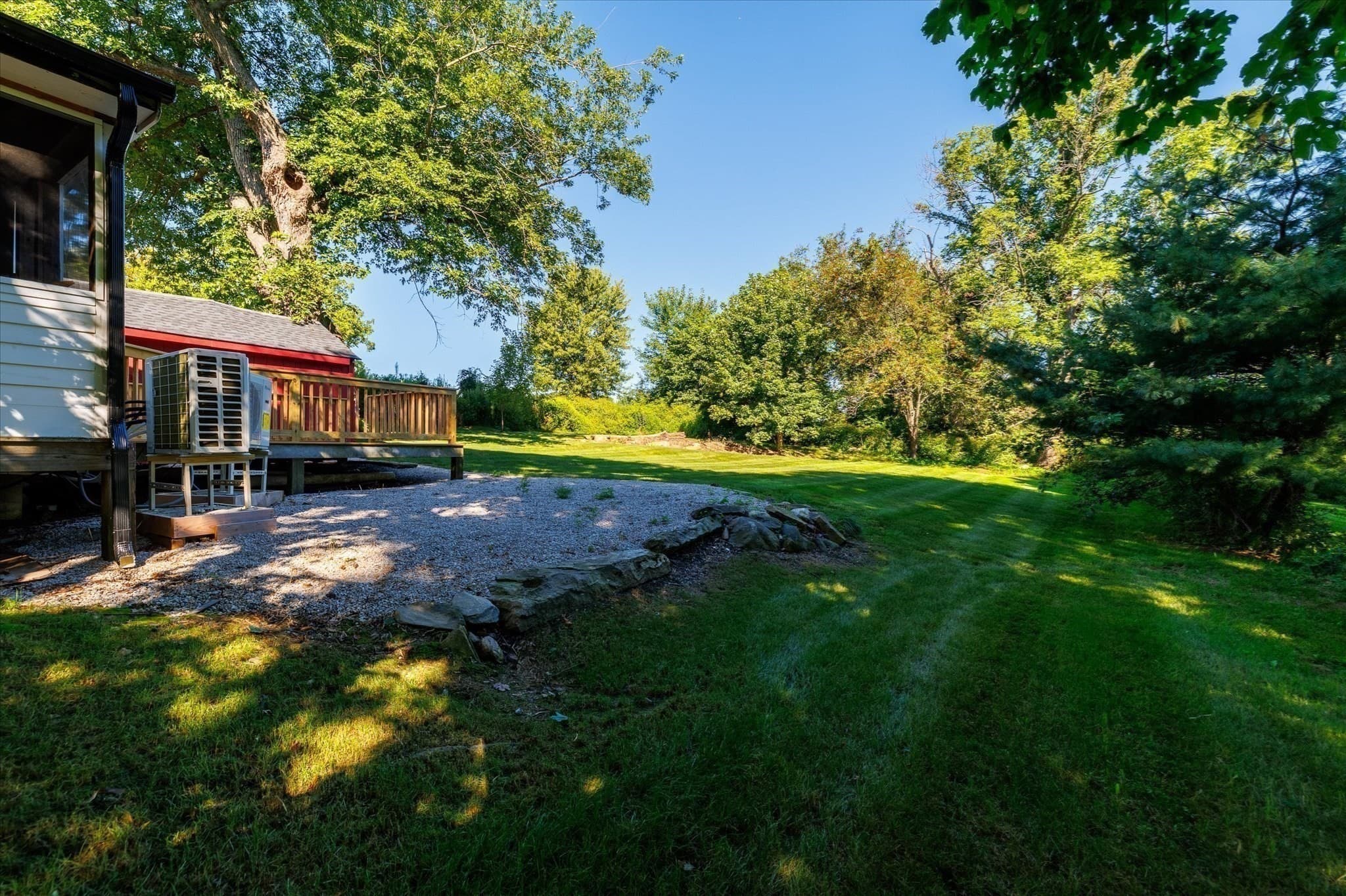 Single Family Residence at 294 Boston Road, Sutton MA 01590, photo 10 of 40