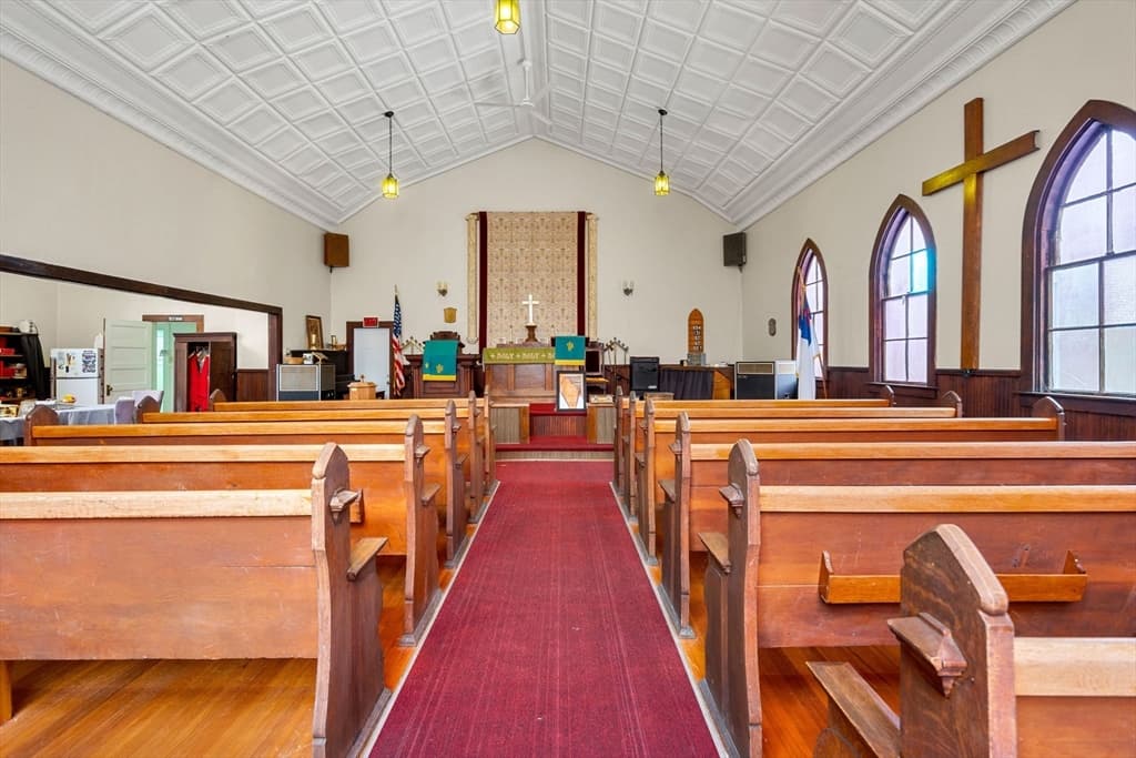 391 Onset Ave, Wareham MA 02538 photo 8