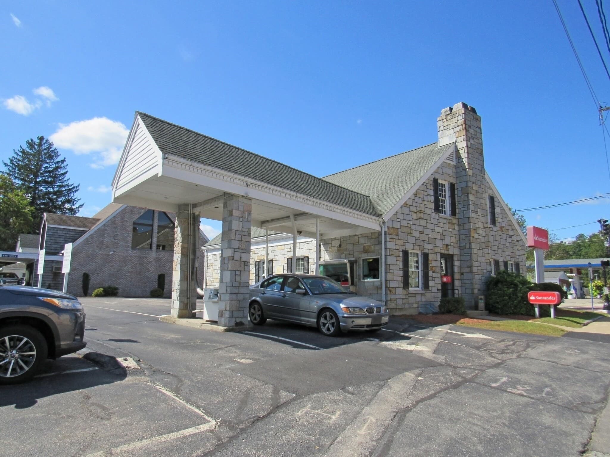 Commercial Sale at 818 Washington St, Holliston MA 01746, photo 2 of 4