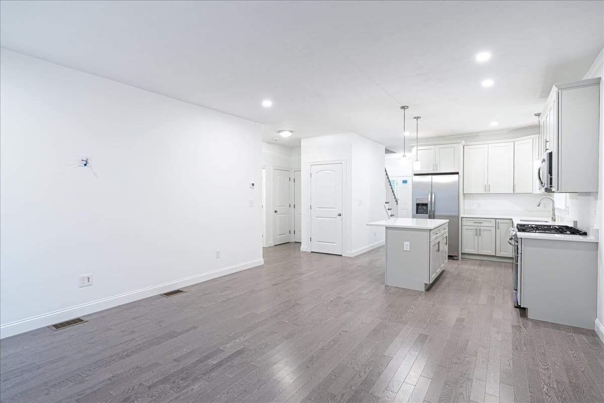 Condominium at 3 Black Bear Circle # 3, Milford MA 01757, photo 18 of 27