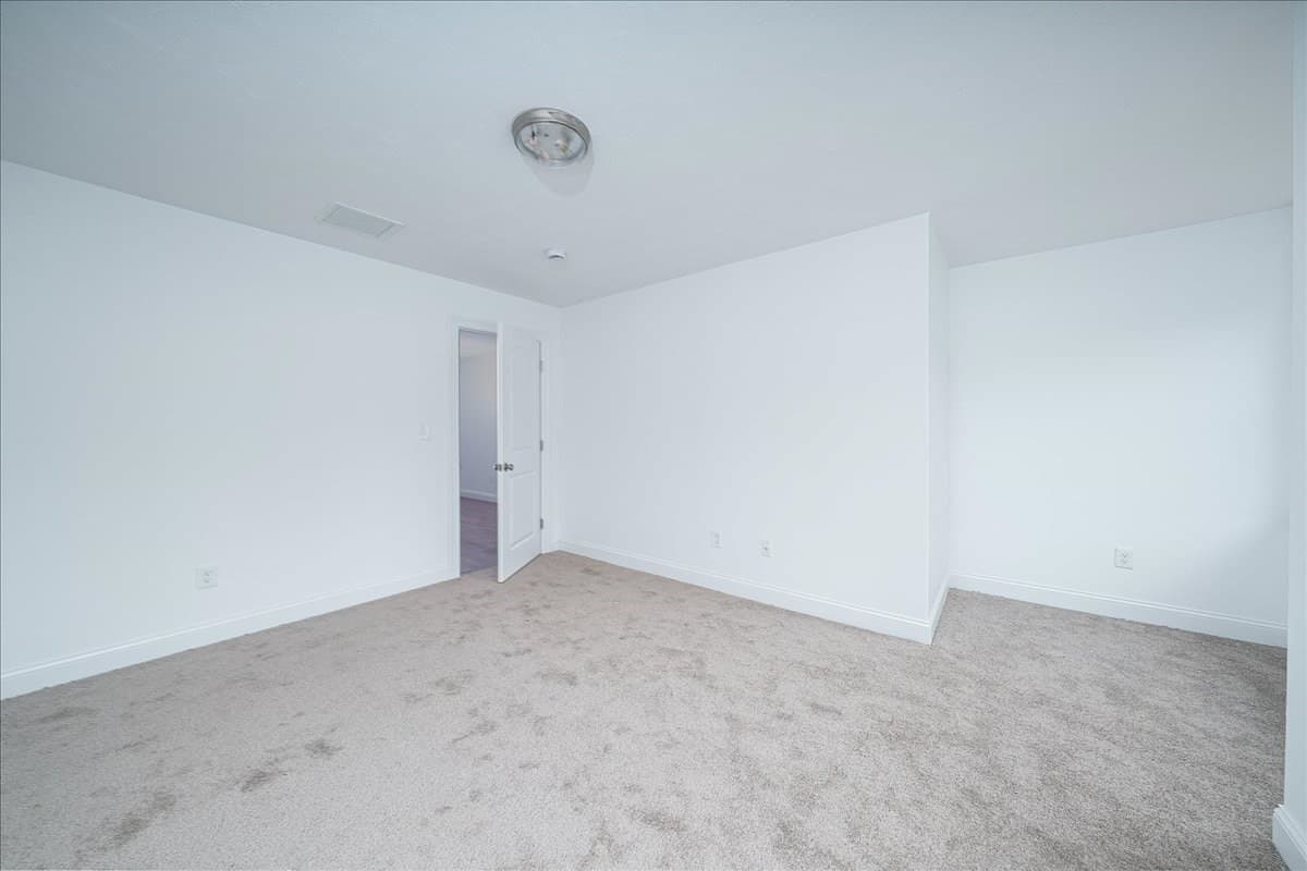 Condominium at 3 Black Bear Circle # 3, Milford MA 01757, photo 4 of 27