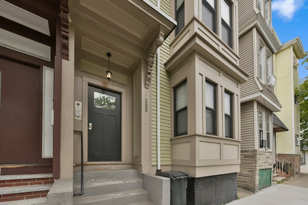 Condominium at 135 Havre Street # 2, Boston MA 02128, Boston, photo 16 of 17
