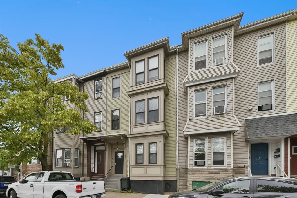 135 Havre Street # 2, Boston MA 02128