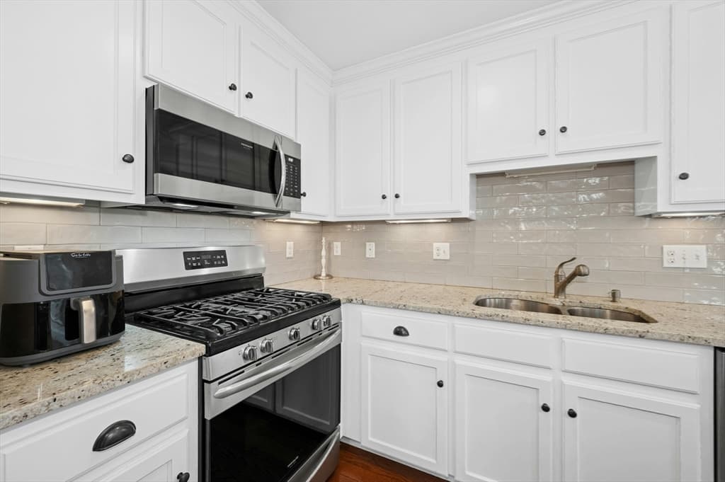 Condex at 82 Pleasant Street # 82, Medfield MA 02052, Medfield, photo 11 of 31