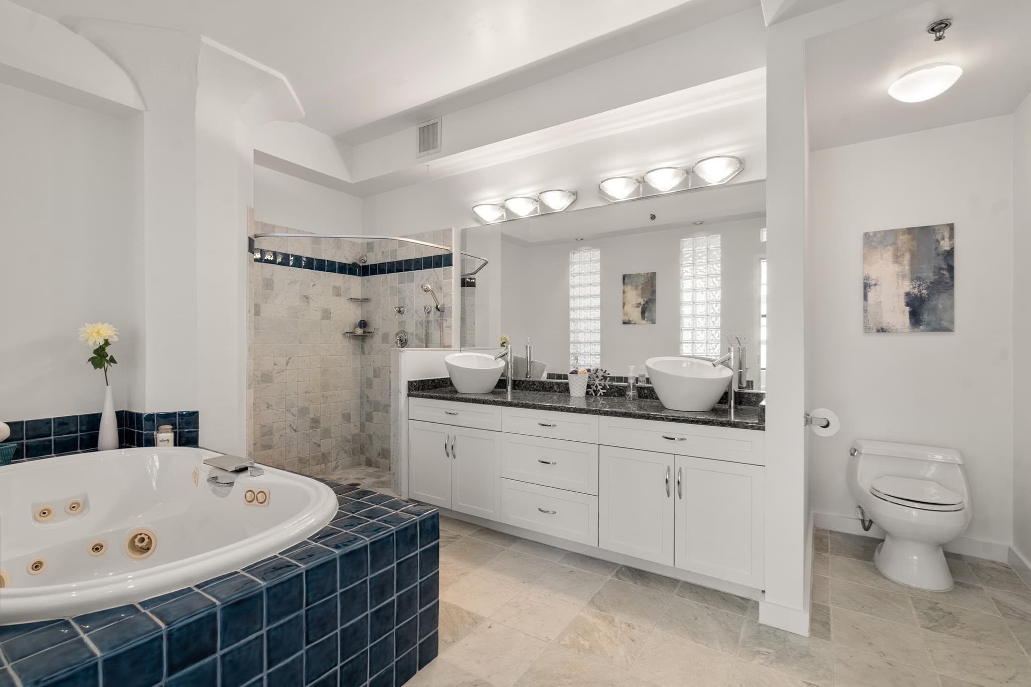 Condominium at 453 Washington Street # 10E, Boston MA 02111, Boston, photo 14 of 19