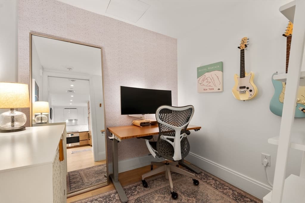 Condominium at 380 Harrison Ave, Boston MA 02118, photo 17 of 35