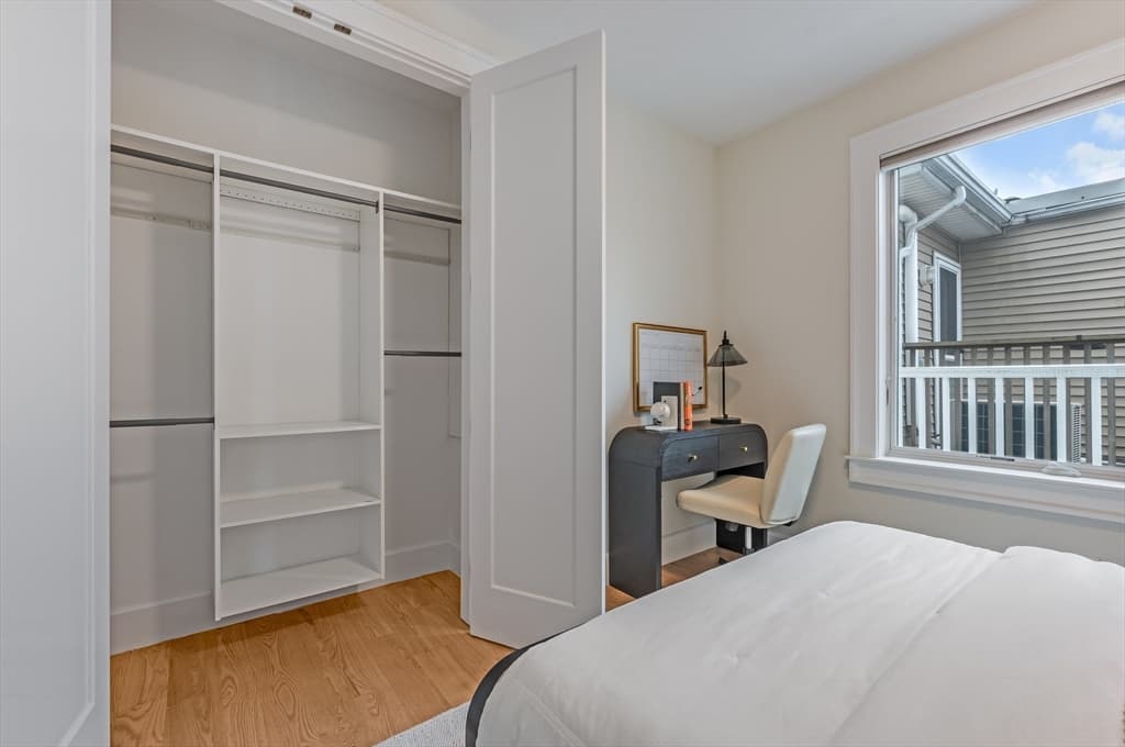 Condominium at 17 Vinton Street # 3, Boston MA 02127, photo 17 of 21