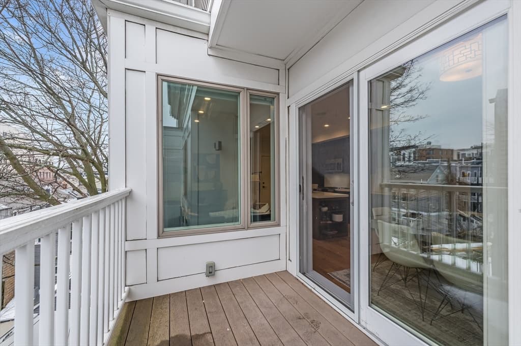 Condominium at 17 Vinton Street # 3, Boston MA 02127, photo 10 of 21