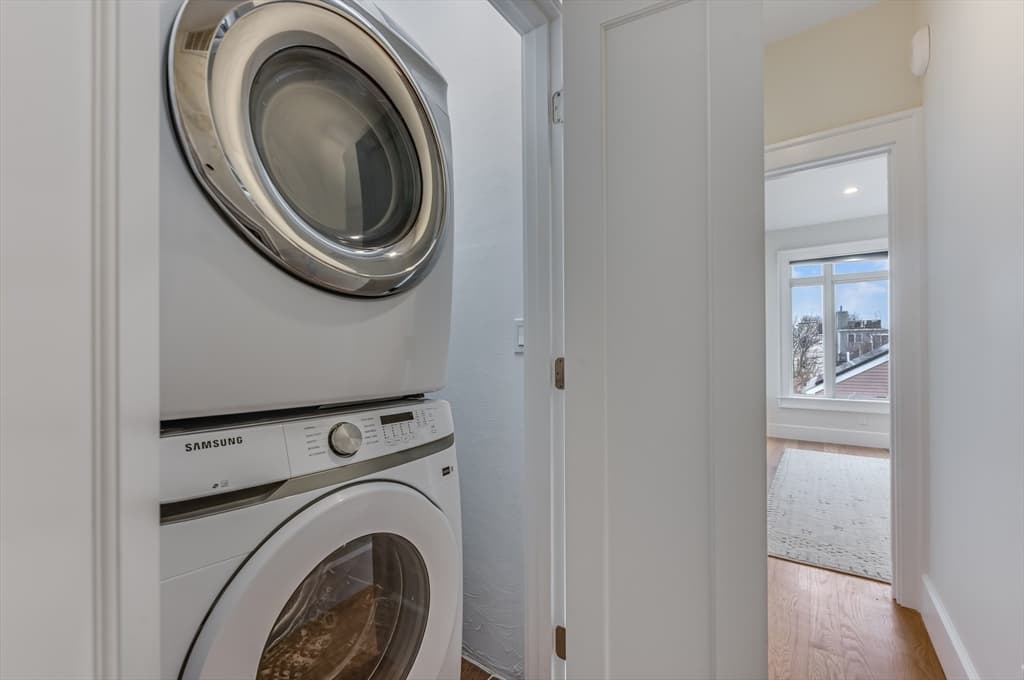 Condominium at 17 Vinton Street # 3, Boston MA 02127, photo 19 of 21