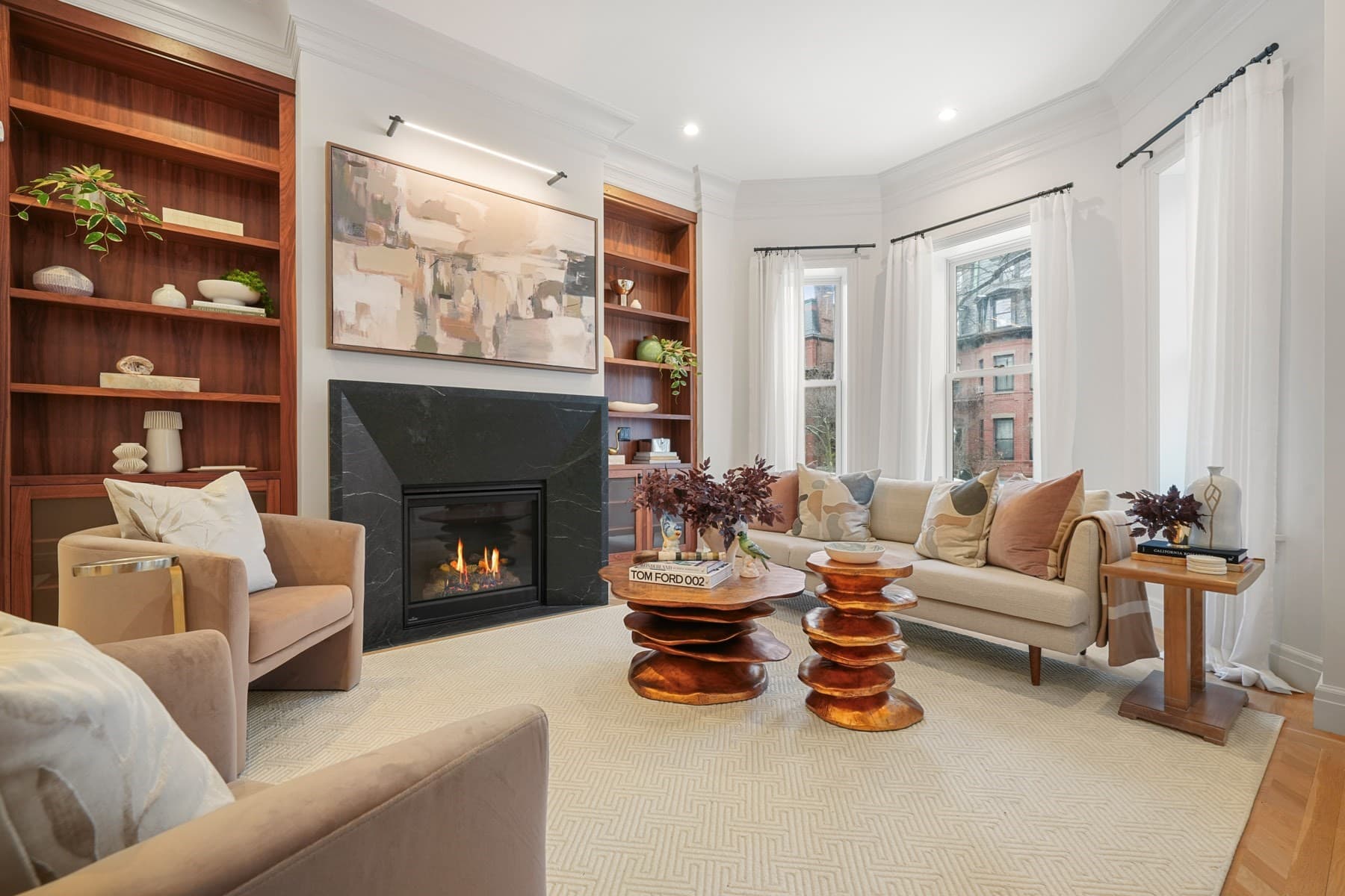 352 Marlborough St, Boston MA 02115