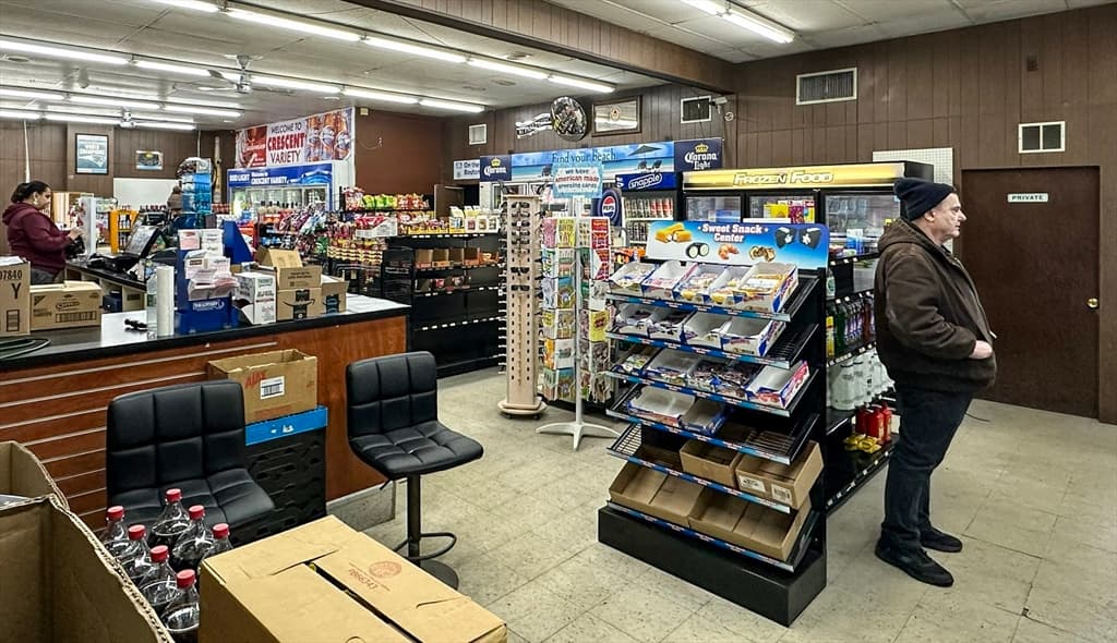 Commercial Sale at 163 Crescent St, Brockton MA 02302, Brockton, photo 7 of 8