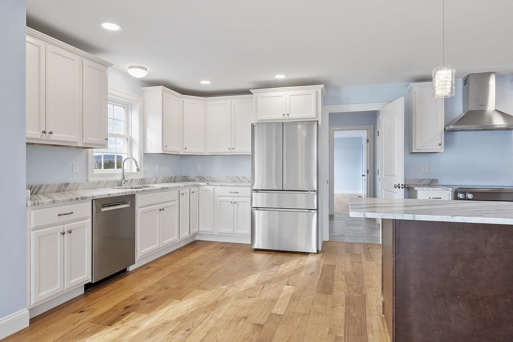 Single Family Residence at 186 Justice Hill Rd, Sterling MA 01564, Sterling, photo 4 of 30