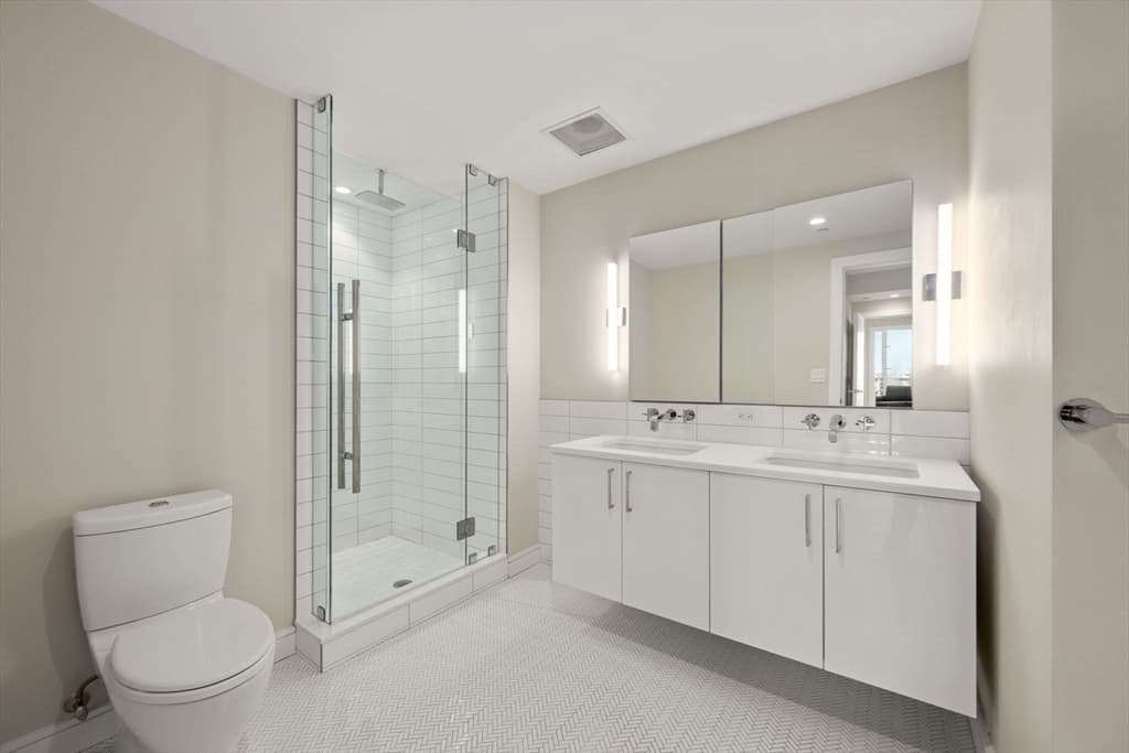 Condominium at 110 Broad Street # 901, Boston MA 02110, photo 12 of 26