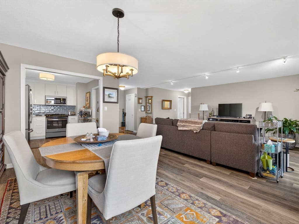 Condominium at 280 Boylston St # 713, Newton MA 02467, Newton, photo 10 of 22
