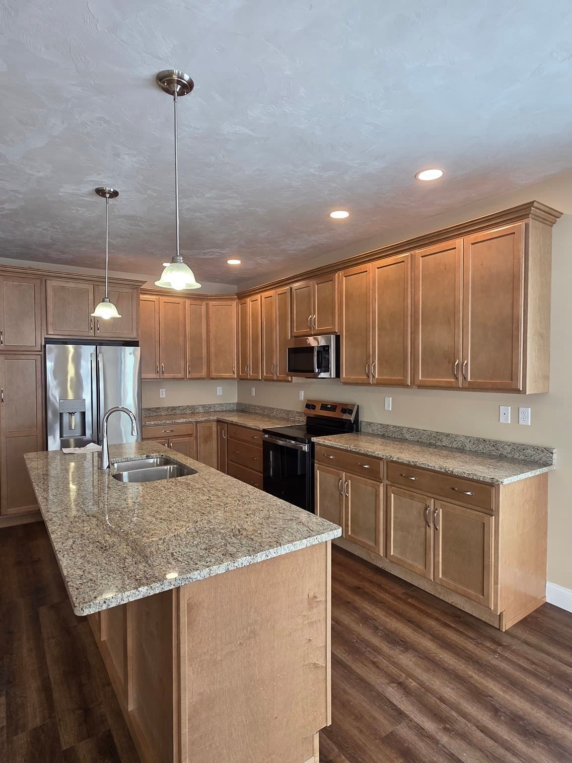 Condominium at 4 Fidelity Drive # 2, Rutland MA 01543, photo 9 of 16